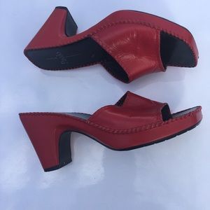 LINEA PAOLA SANDALS SIZE 7 1/2 M